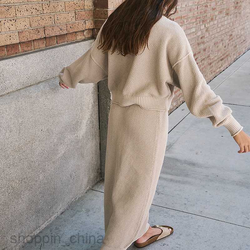 Two Piece Dress Sets Women's Fashion Sexy waist Long sleeved Short Top Temperament Knitted Long Dress Set