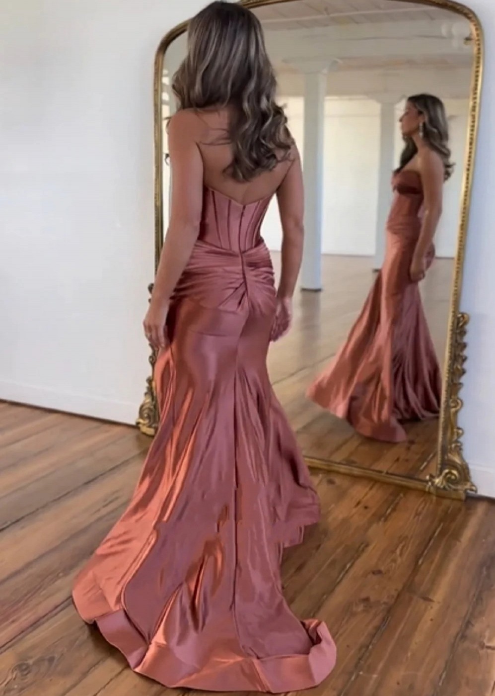 2024 Fuchsia Satin Mermaid Evening Dresses Pleated Sexy High Slit Fishtail Long Formal Birthday Party Gowns Prom Dress Robe De Soiree