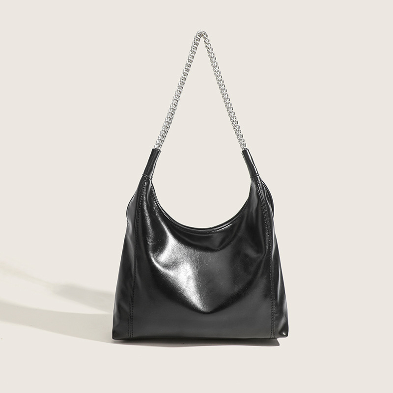 New urban minimalist chain women's bag with large capacity high-end feel niche backpack casual underarm bag versatile daily soft leather shoulder