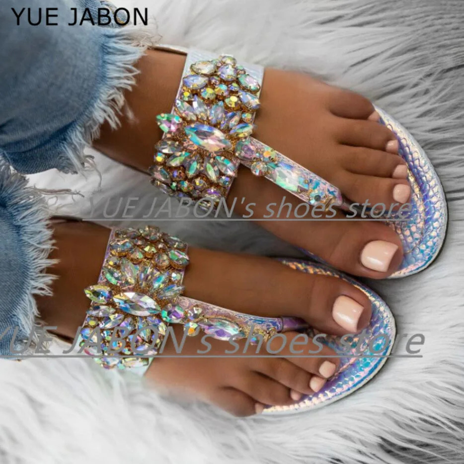 Womens sandals womens Rhinestone flat bottomed sandals thong pants crystal flip sandals 240615