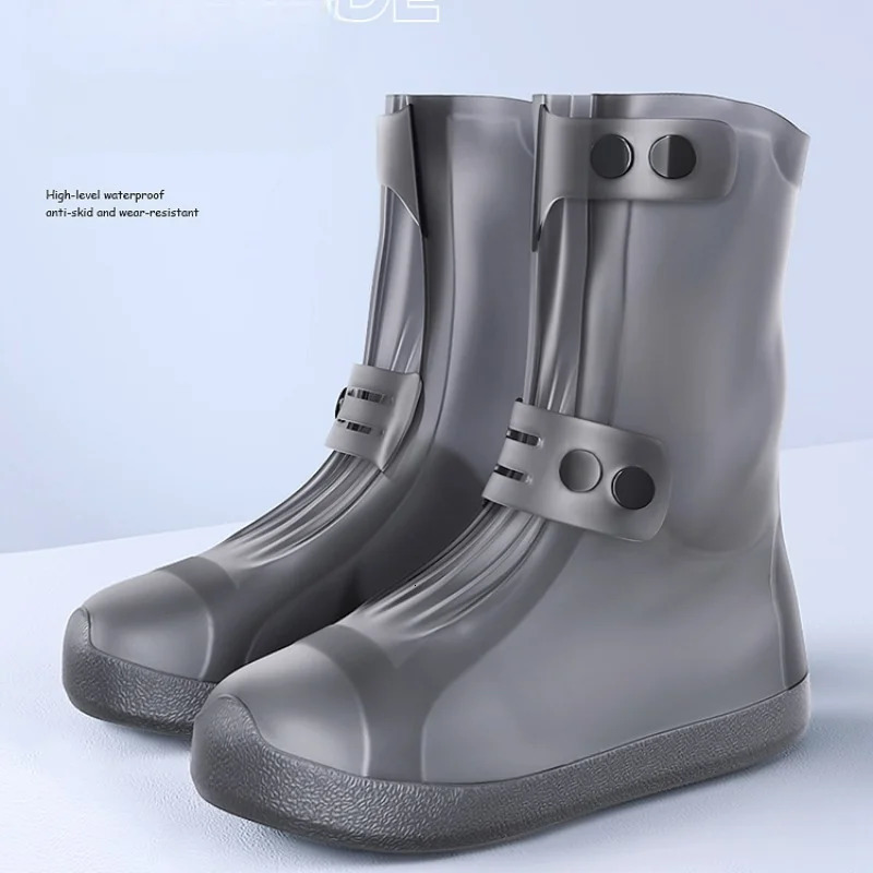 Rainproof shoe cover waterproof and anti slip outer layer thick and wear-resistant rainproof shoe cover 240614