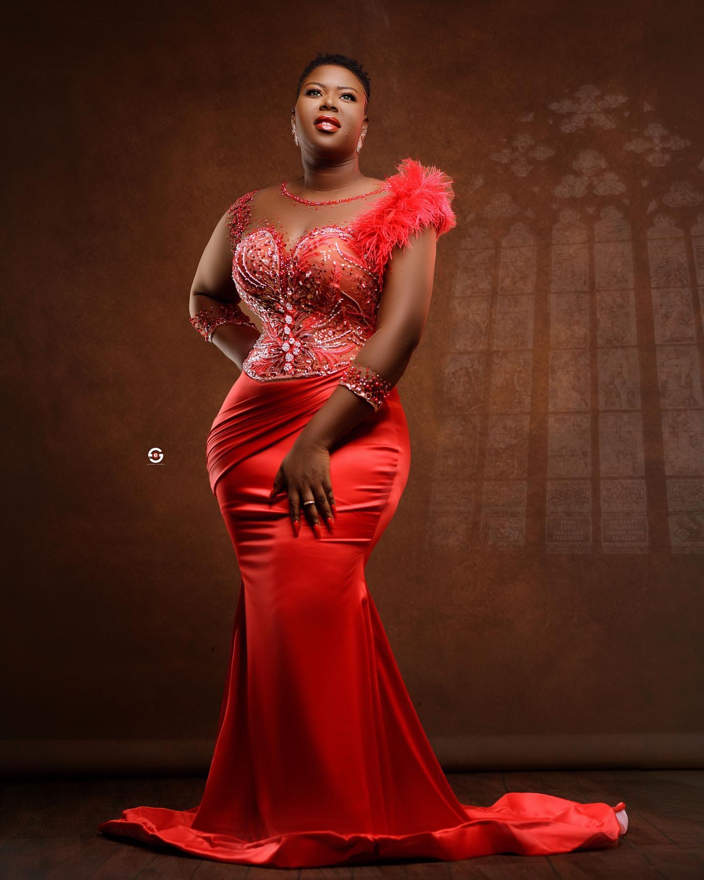 2024 Plus Size Red Mermaid Prom Dresses For Special Ocn Beaded Lace Satin Evening Formal Party Second Reception Birthday Engagement Gowns Dress ZJ65