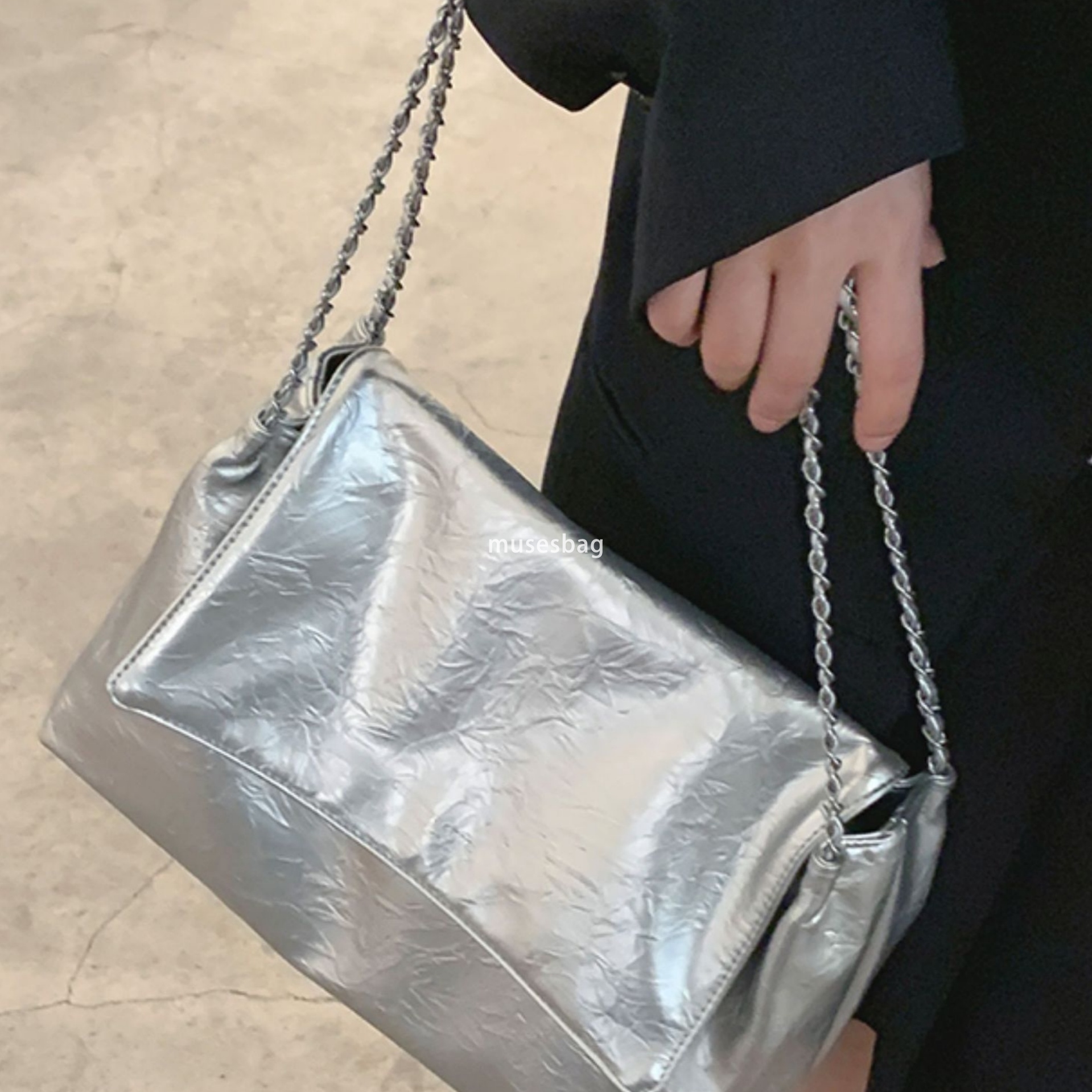 Daily pairing with niche underarm bags women new trendy and fashionable summer chain bags versatile lightweight large capacity single shoulder crossbo