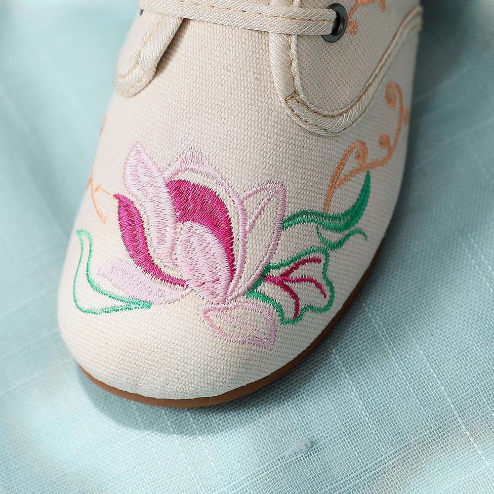 Veowalk Handmade Flower Embroidery Womens Cotton Fabric Ankle Boots Womens Lace Top Casual Short Boots Shoes Ship Unprinted Good Product 240614