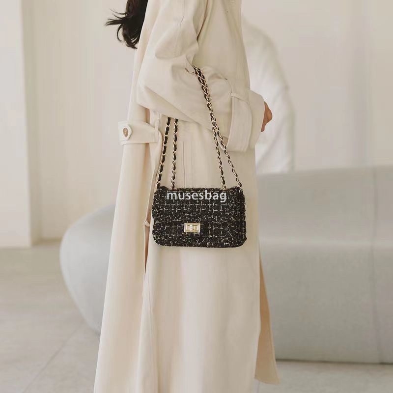 High end new women's underarm bag small fragrant style woolen chain bag niche high-end and fashionable single shoulder crossbody small square bag