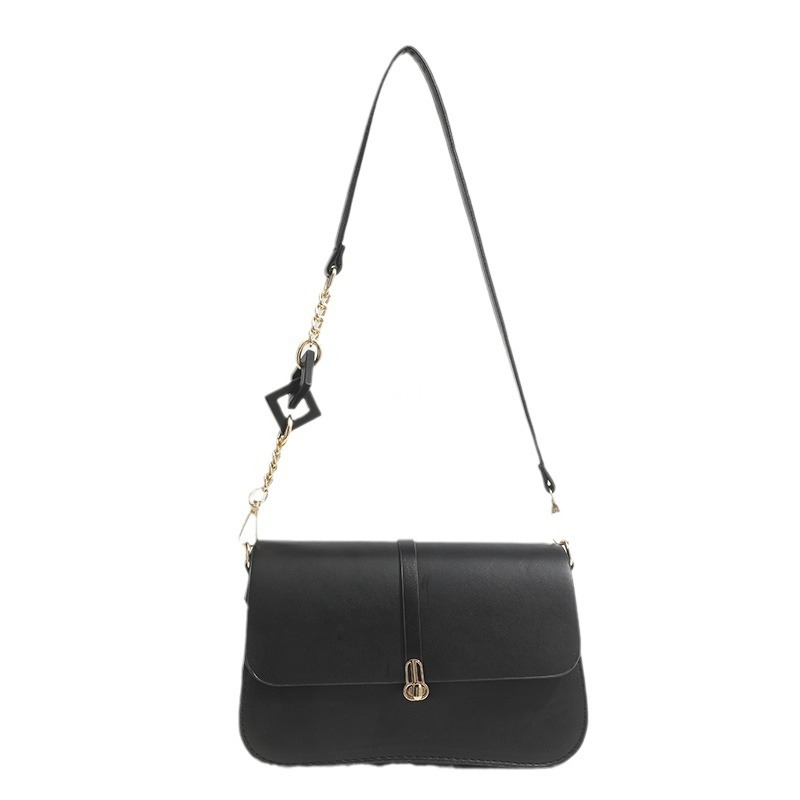 High quality urban minimalist stick bag new fashionable and luxurious chain underarm saddle bag versatile single shoulder crossbody bag for women