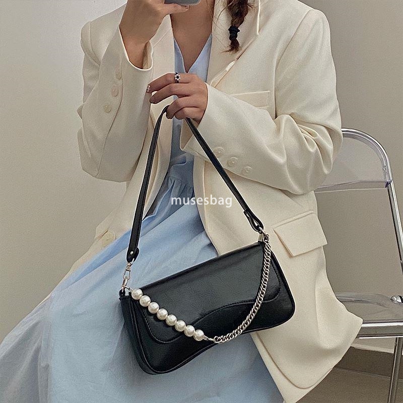 High quality soft leather beaded design, niche underarm bag women new trendy and fashionable pearl chain versatile shoulder bag handbag