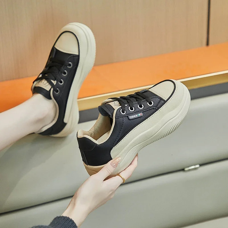 2024 Womens Sports Shoes Casual Shoes Female Student Sports Jogging Shoes Thick Sole Shoes Zapatos Para Mujeres Platform Autumn 240617