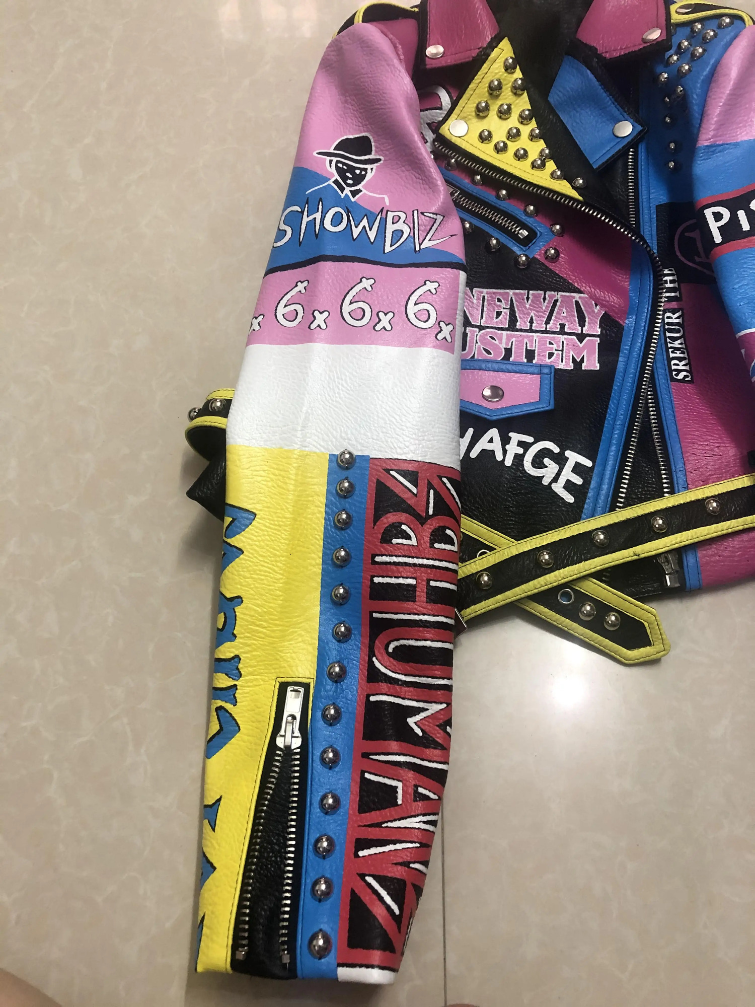 letters printed cartoon Graffiti rivet beading pu leather coats Women street Punk Rock Cropped Leather Jackets with belt 240604