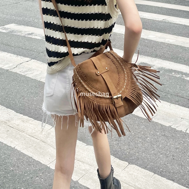 New high-end soft leather large capacity handmade suede tassel bag for women's saddle bag large capacity single shoulder crossbody bag
