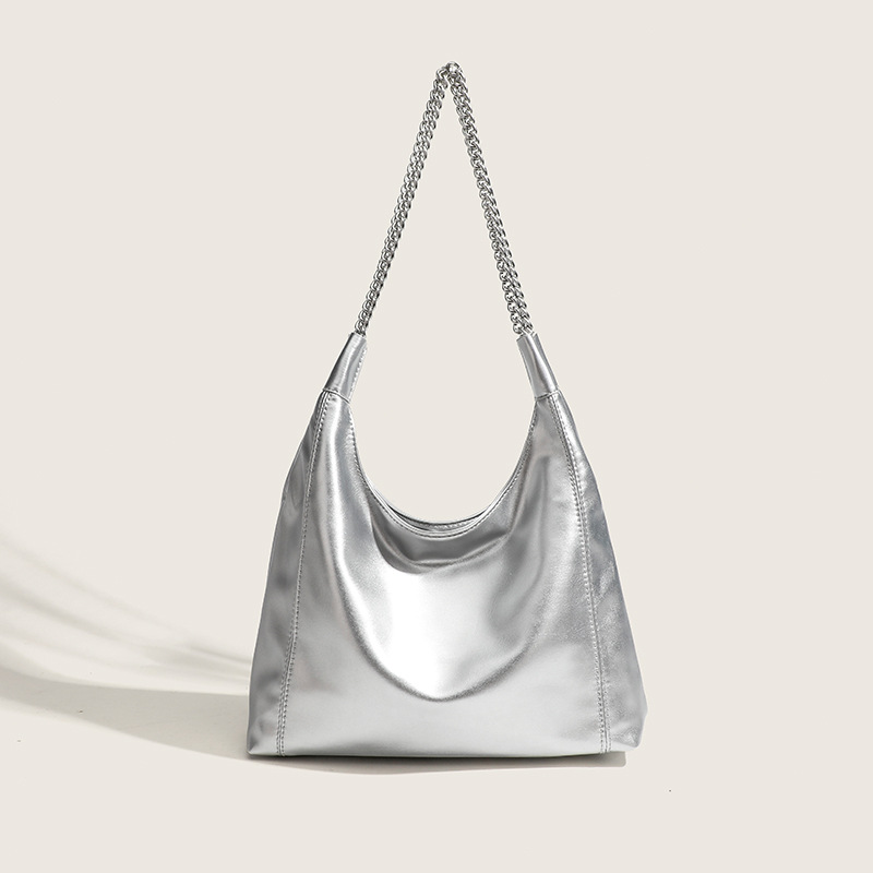 New urban minimalist chain women's bag with large capacity high-end feel niche backpack casual underarm bag versatile daily soft leather shoulder