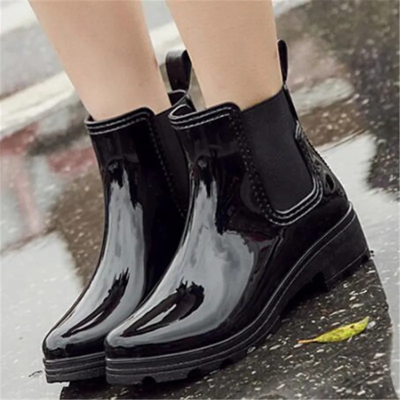 Womens rain boots rubber ankle boots womens waterproof and non slip womens casual rain boots black red blue Chelsea boots 240614