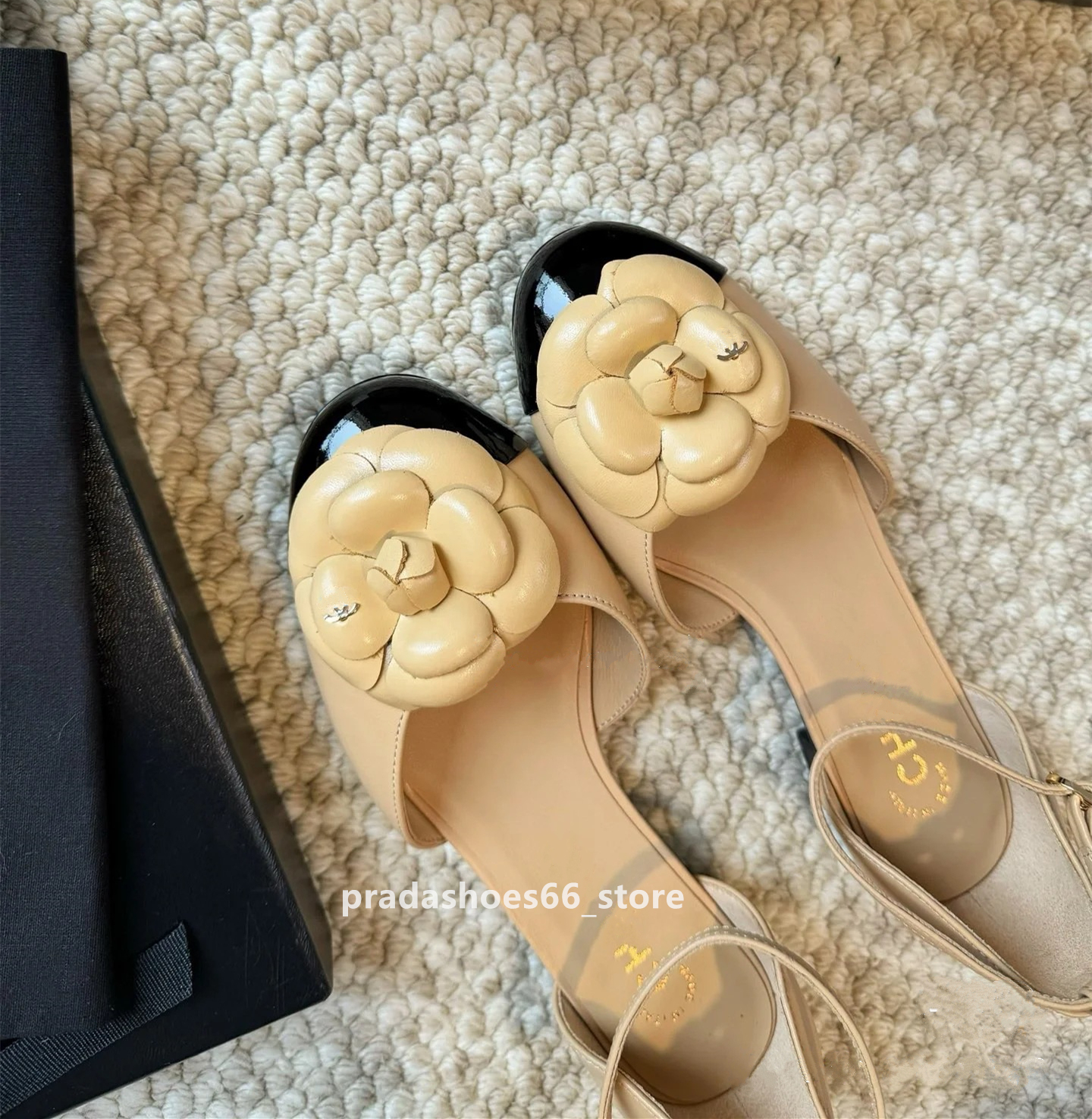 Paris 2024 Women Flat Shoes Round Toe Retro Mary Janes Loafers Female Bow Buckle Casual Autumn Luxury brand Shoes channel double Fashion Lady Femme c