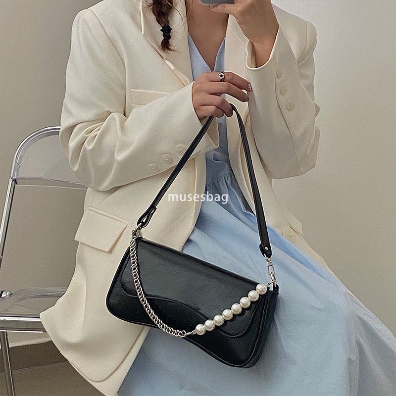 High quality soft leather beaded design, niche underarm bag women new trendy and fashionable pearl chain versatile shoulder bag handbag