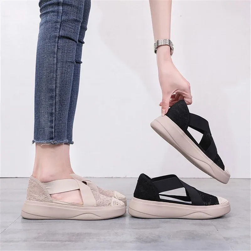 Vulcanized womens sports shoes sandals fashionable womens sandals summer womens casual jelly shoes sandals hollow mesh flat 240614