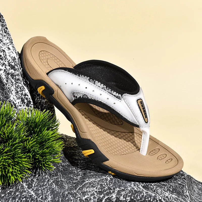 Mens casual summer flip high-quality anti slip and fashionable mens breathable sandals outdoor soft and lightweight slider size 38-45 240615