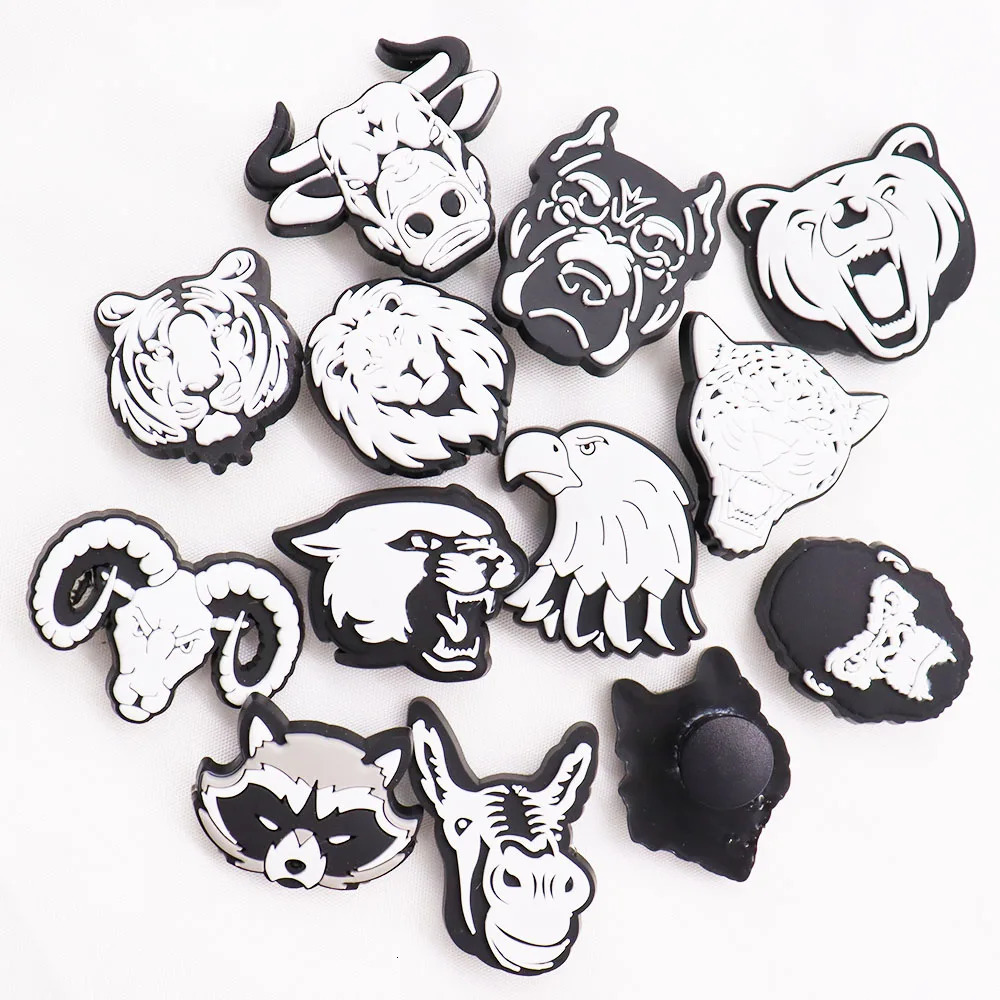 50 pieces of Whalesale Cool Animal Eagle Bull Lion Orangutan Argali Shoe Buckles Charming Adult Decoration DIY Childrens Backpack 240615