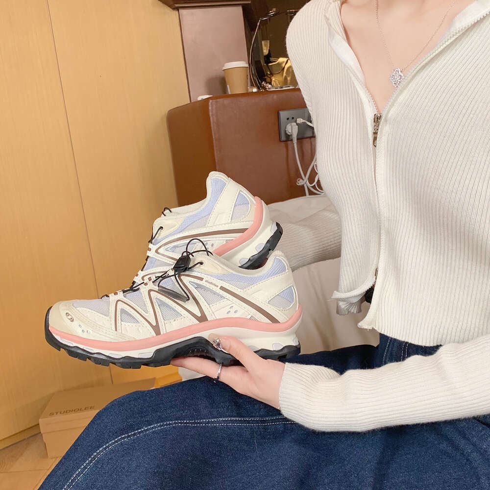 ddmynov Thick soled casual sports for women in spring 2023, new versatile round toe color blocking dad shoes, mesh breathable running shoes