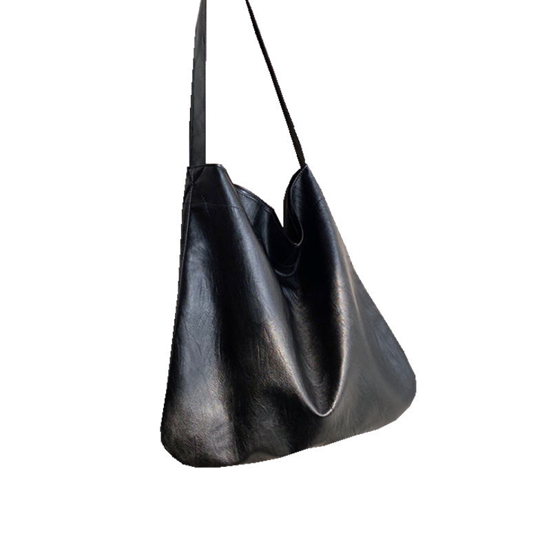 Tote bag for women with large capacity for daily wear new fashionable and simple single shoulder underarm shopping bag fashionable and versatile soft 
