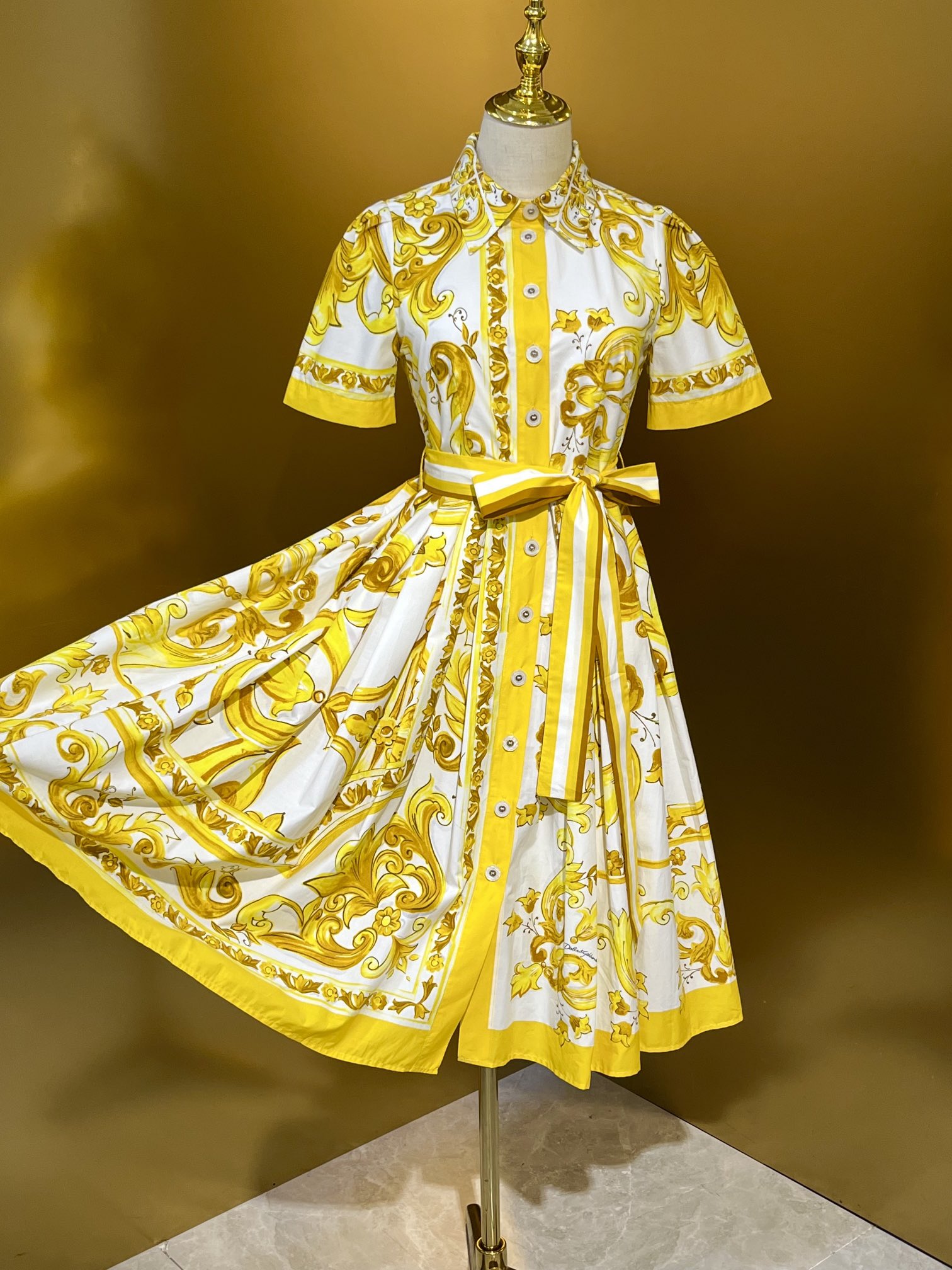 European Designer Designs 2024 New Yellow Porcelain Cotton Cloth Waist Wrap Custom Button Shirt Dress