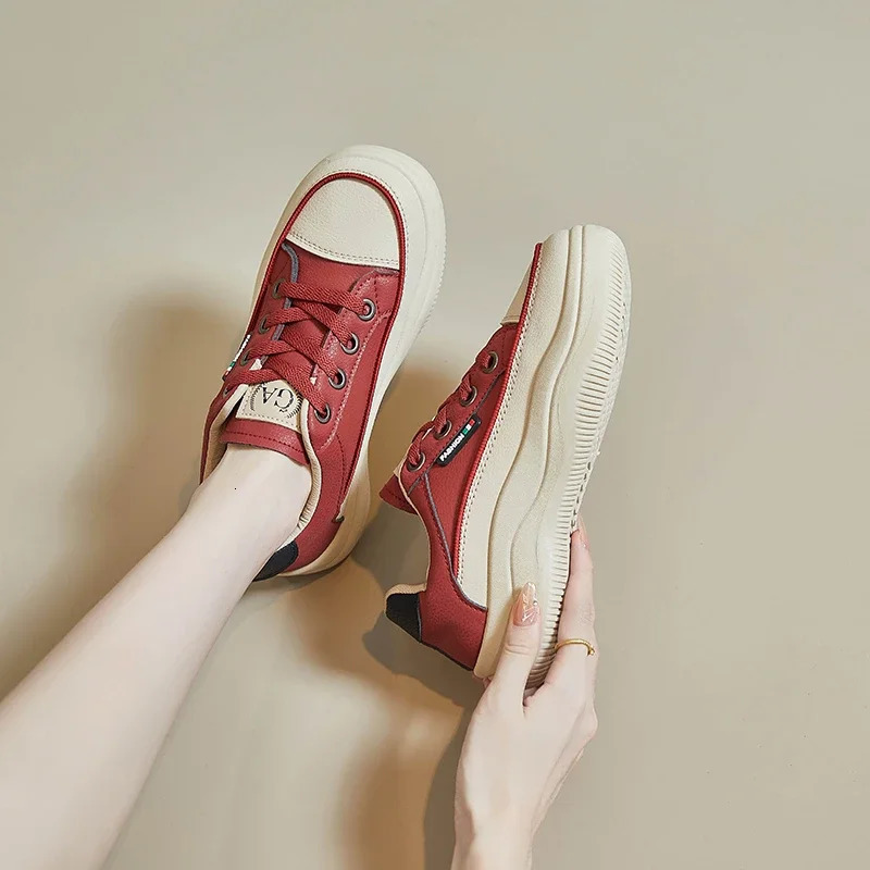 2024 Womens Sports Shoes Casual Shoes Female Student Sports Jogging Shoes Thick Sole Shoes Zapatos Para Mujeres Platform Autumn 240617