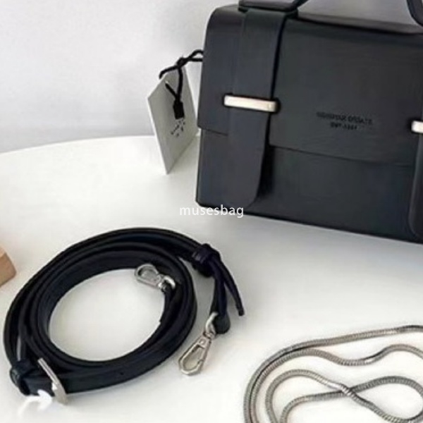 Urban minimalist commuting small bag women's handbag single shoulder crossbody bag women's high-end feeling niche summer temperament bag