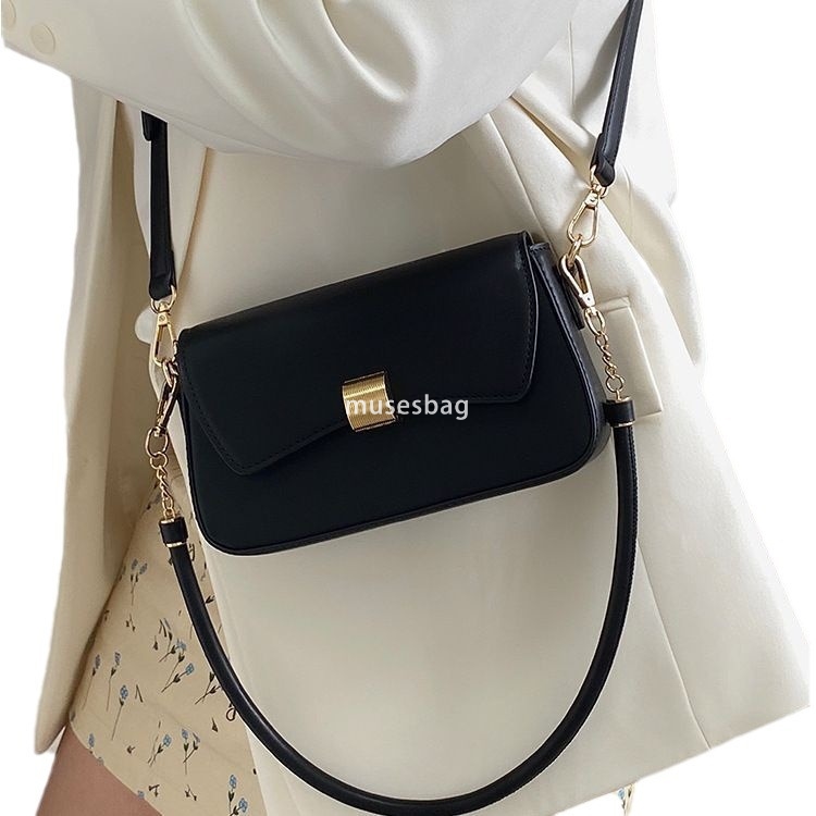 Large capacity urban minimalist and atmospheric bag women's new fashionable and versatile commuting shoulder bag high-end feeling stick bag under