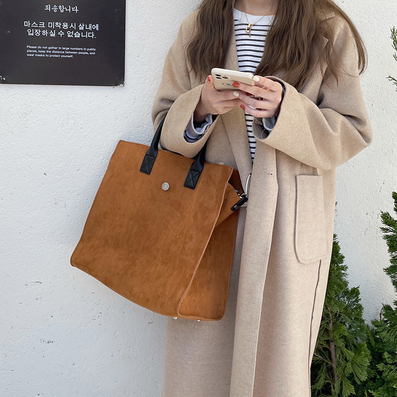 High end new trendy temperament fashionable niche women's bag frosted retro large capacity single shoulder tote bag crossbody official document