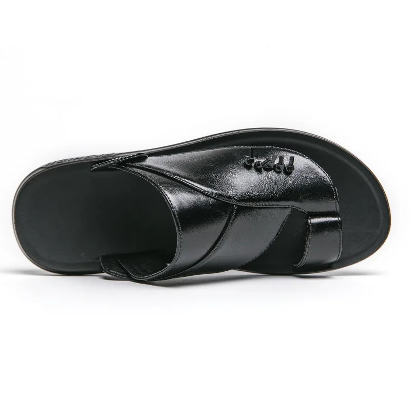 Mens leather beach shoes summer sandals oversized toe mens leather flip mens sandals D598 240615