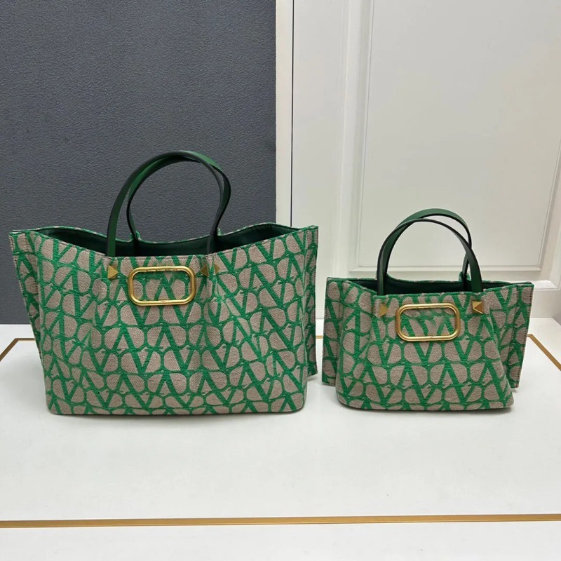 3D embroidered fabric tote bag Designer Beach Bag Mirror Quality Women Handbags Vlogo Shopping Bag High Quality Shoppin Bag Travel Purse Comes with a small wallet