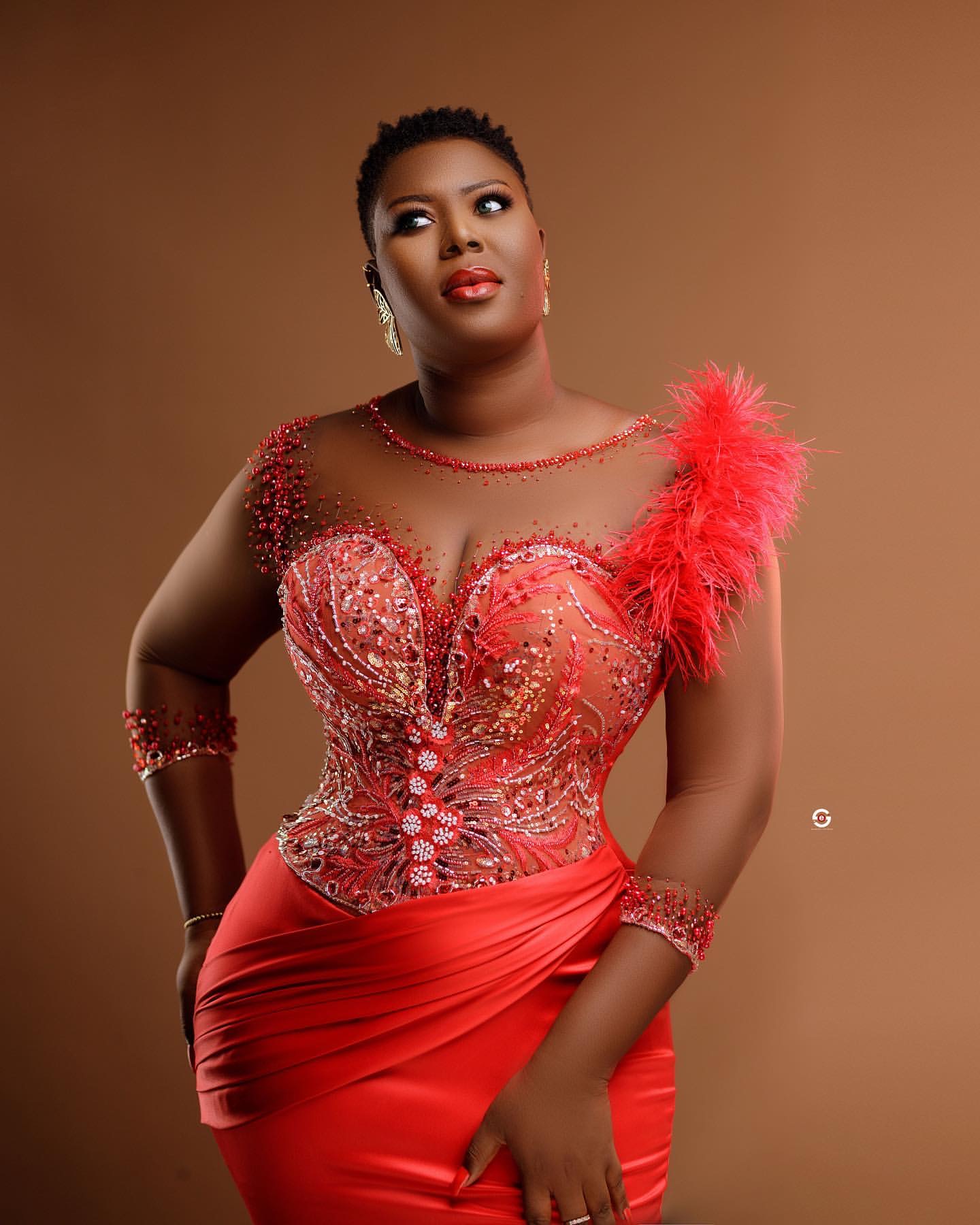 2024 Plus Size Red Mermaid Prom Dresses For Special Ocn Beaded Lace Satin Evening Formal Party Second Reception Birthday Engagement Gowns Dress ZJ65