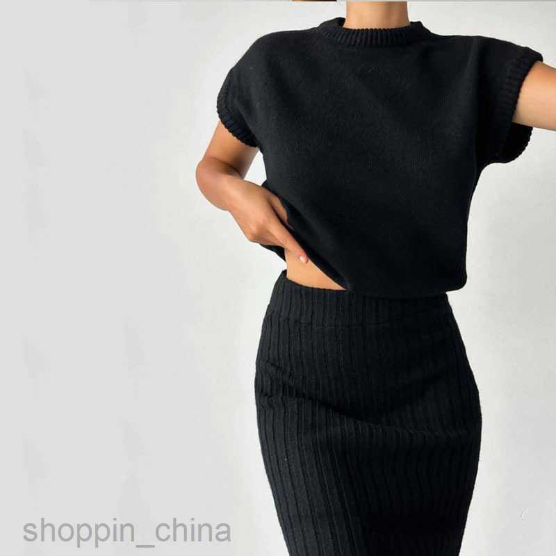 Two Piece Dress Sets New Women's Sleeveless Top Slim Long Skirt Bottom Women's Autumn/Winter Fashion Solid Color Set
