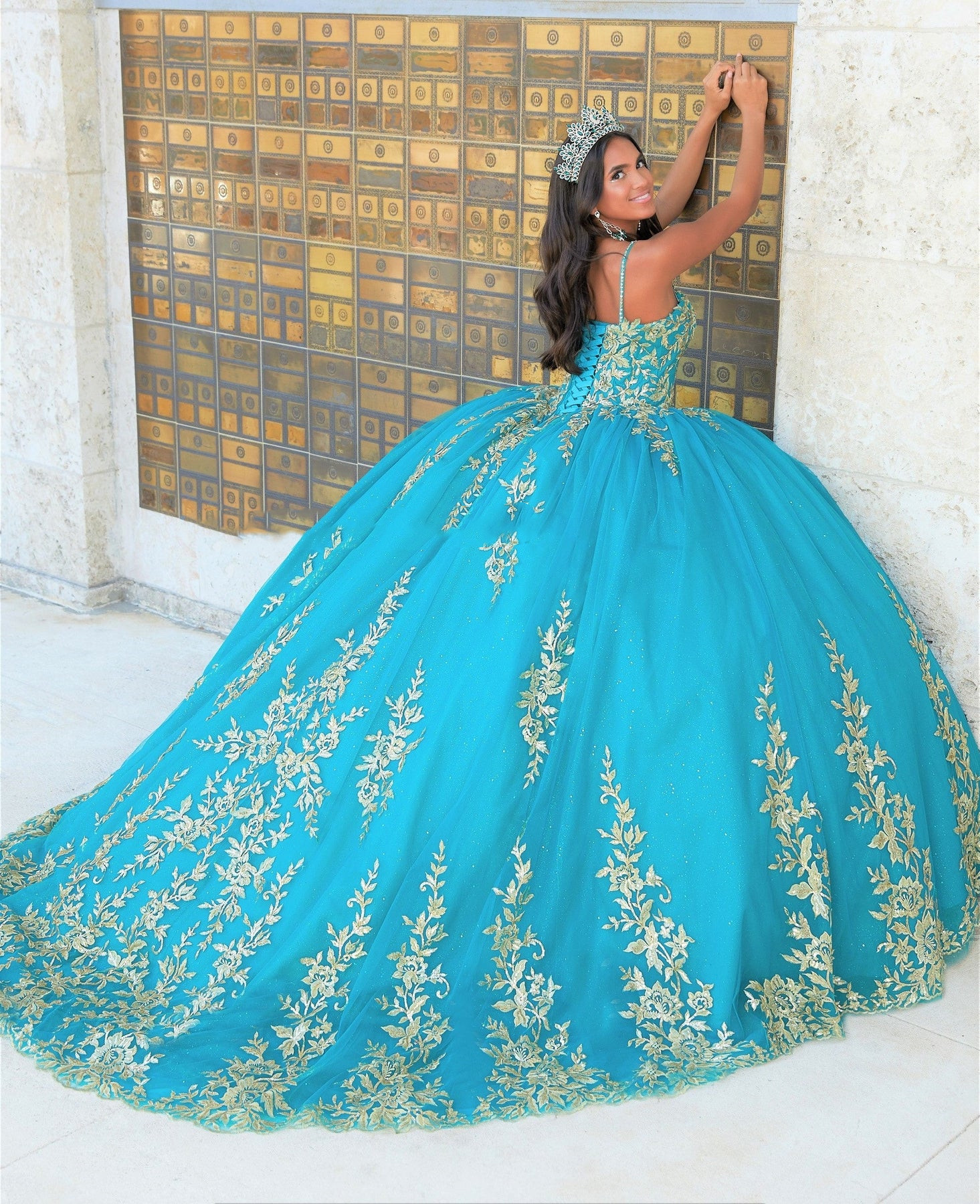 Turquoise Mexican Quinceanera Dresses Ball Gown Spaghetti Straps Tulle Appliques Puffy Charro Sweet 16 Dresses 15 Anos
