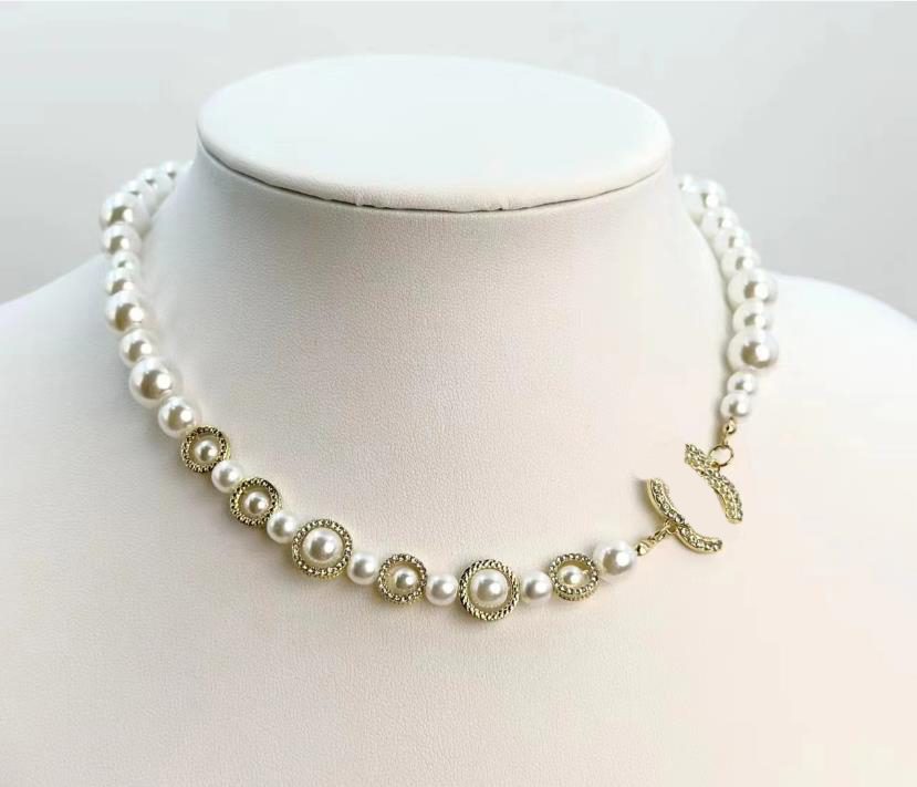 Designer Pearl Necklace Choker Chain Brand Letter Pendants Necklaces Fashion Women Wedding Jewelry Gift