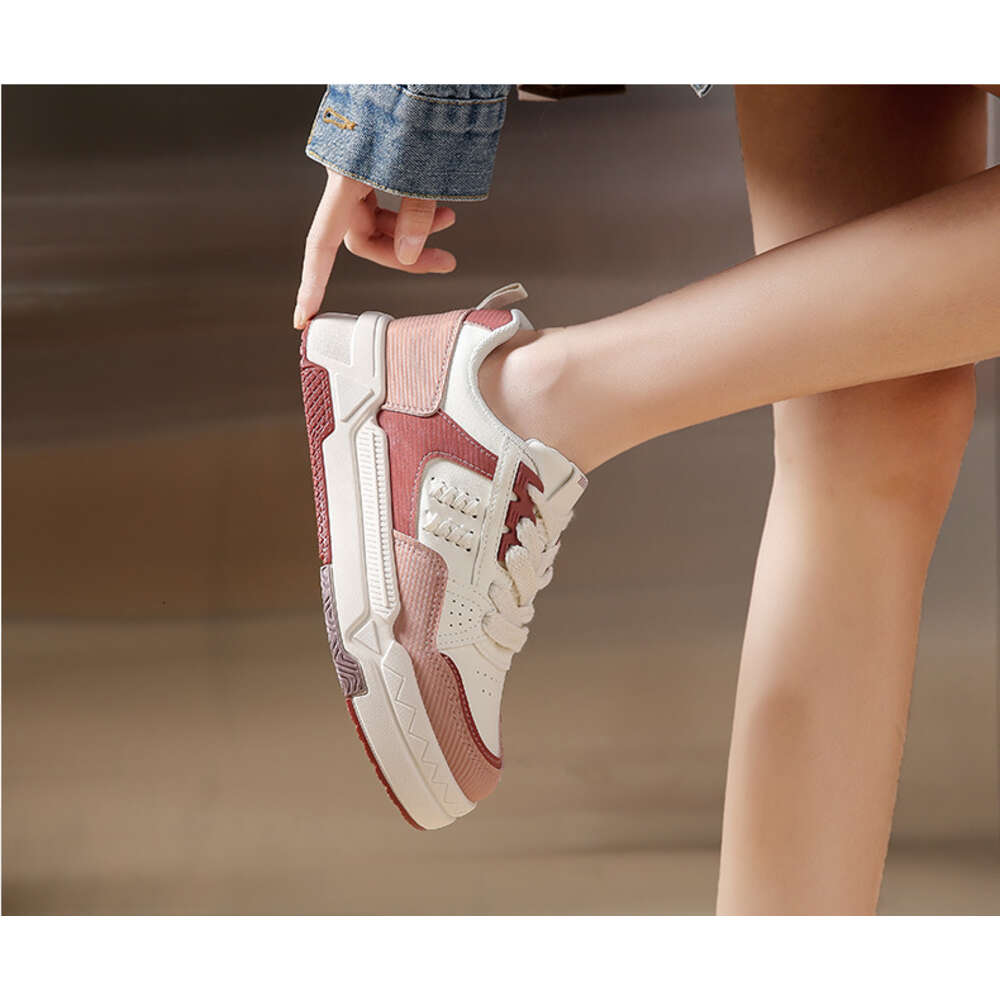 2023 New Autumn Hot Sale Thick Sole Student Versatile Fashion Trend Casual Women's Board Shoes