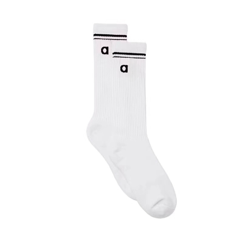 A Designer Half-Crew Throwback Women Sport gym Cotton Medium Tube Grip Sock white run Letter man sock soccer