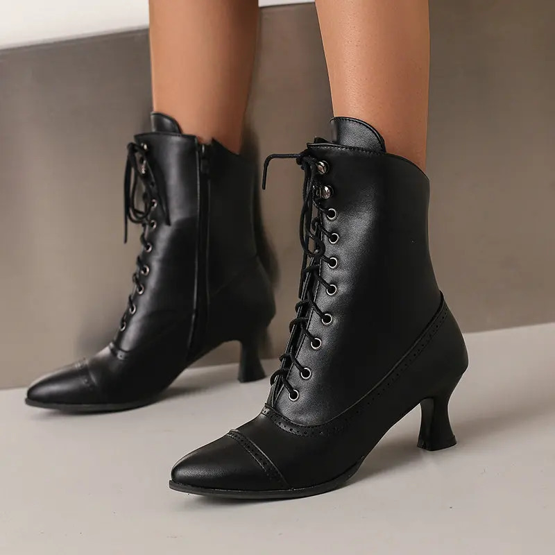 Victorian Boots Witch Costume Renaissance Shoes Women Pirate Booties Female Vintage Boots Witchy Clothes for Ladies Plus Size 240615