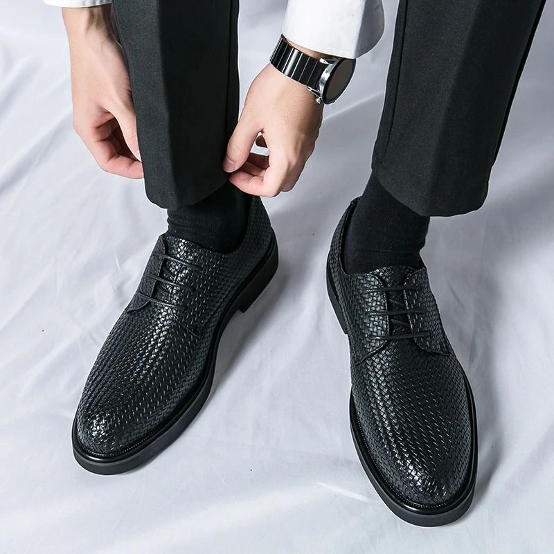 Men Shoes 2024 Fashion Mature Man Oxford Leather Shoes Social Shoes Casual Business Pointed Toe Dress Driving Working Shoes 240615