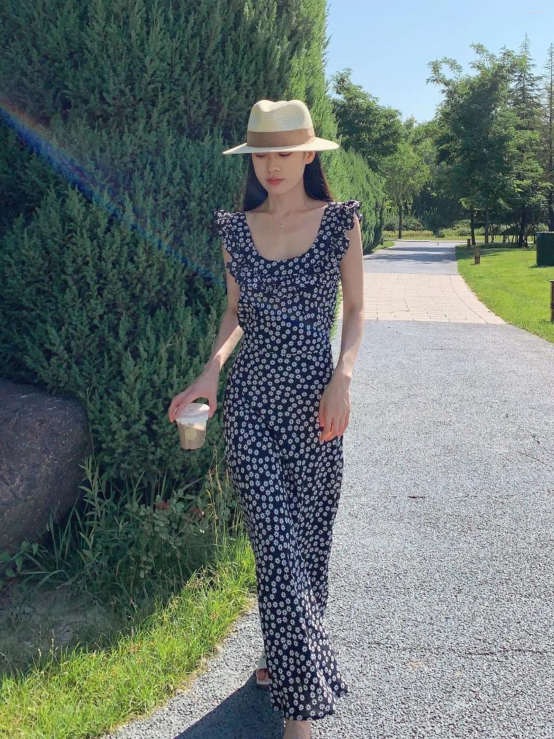 Casual Dresses Pretty 2024 Ruffled Collar Women Fashion Daisy-print Dating Long Dress