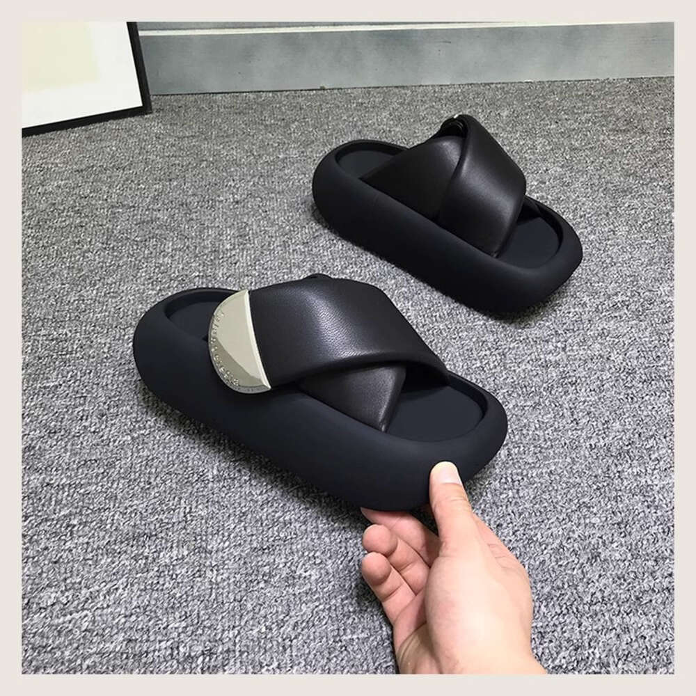European and American Thick Soled Metal Cross Height Holiday Beach Slippers Women's Sandals Minimalist Style