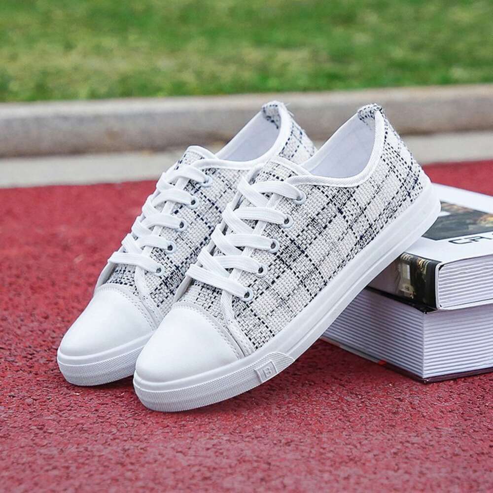 2022 Spring and Summer New Women's Board Student Small White Low Top Cloth Canvas Causal Shoes