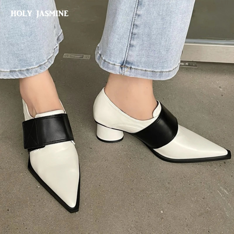 Dress Office Women Pumps Spring Summer Mature Retro PU Leather Fashion Chain Pointed Toe Thick Heels Shoes Woman 240615