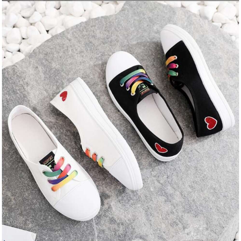 New Fashion with Love Breathable Knitting Shoe Upper Yarn with Classical Canvas Summer Shoes for Girls