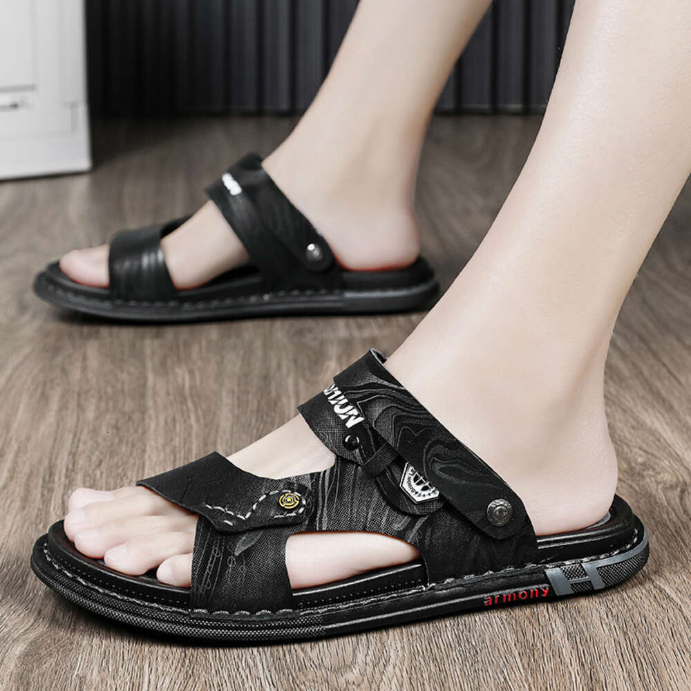 Summer New Leather Cover Foot Platform Slippers 2023 Fashion Color Matching Outdoor Sports Wading Sandals Men's Shoes