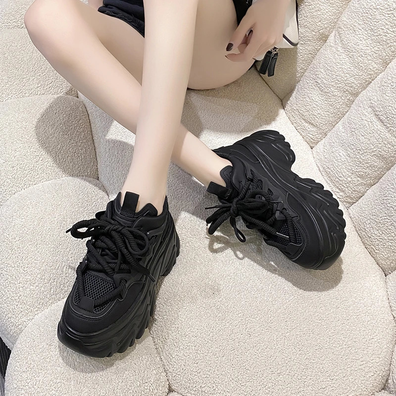 Hidden Heels White Chunky Sneakers Women Breathable Lace Up High Platform Shoes Woman Autumn Non-Slip Thick Bottom Sneakers 240615