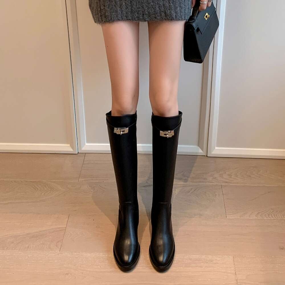 Brand Genuine Real Leather Women Punk Gothic Winter Shoes Knee-High Riding Equestrian Western Boots With Metal Lock Strap