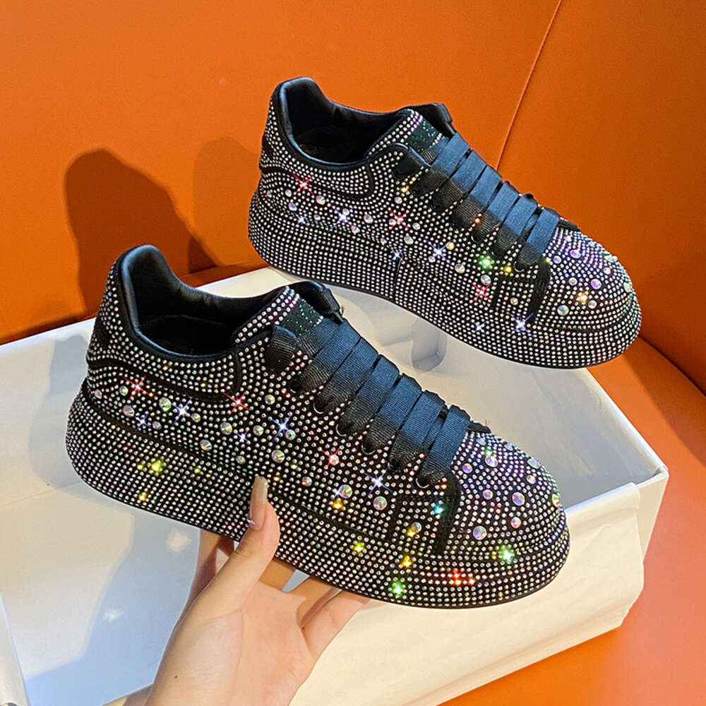 2023 Ladies Sequins Board Shoes Platform Bling Trainers Full Rhinestone Women Casual Sneakers
