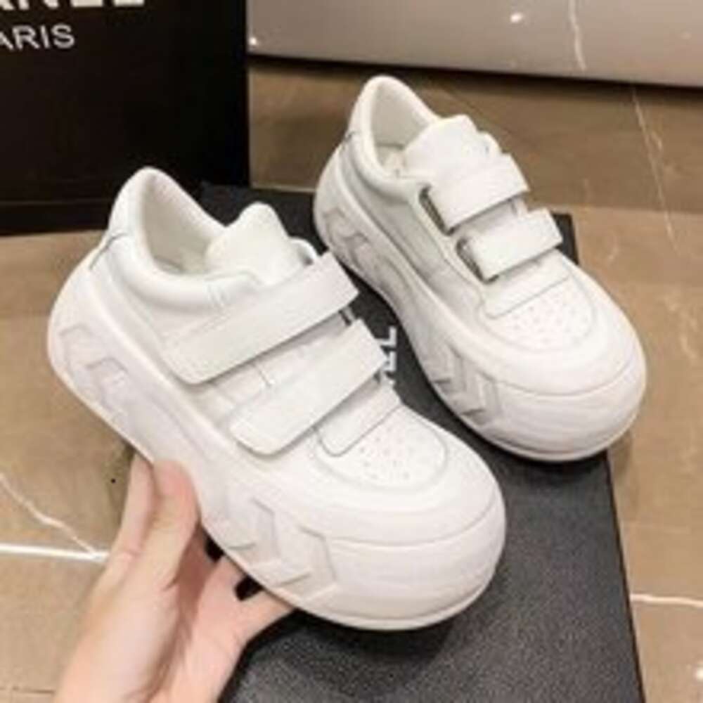 2024 New White Canvas for Women Slip-on Casual Board Shoes Fashion Platform Sneakers