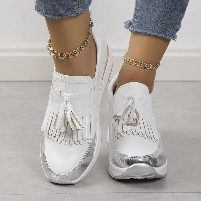 Spring and Autumn Sports Shoes Womens Hidden High Heel Sports Shoes Lace Up Womens Large Thick Sole Lefu Shoes 240615