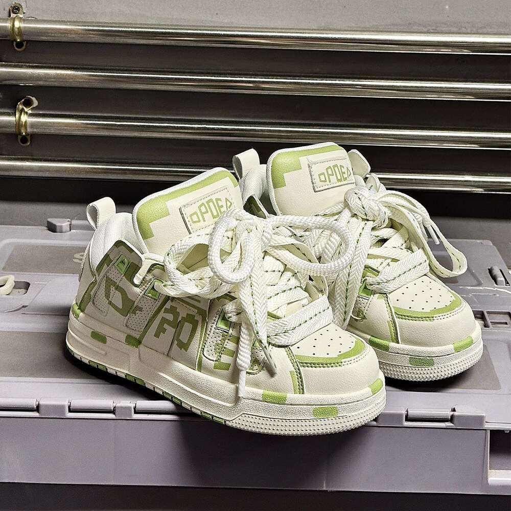 Man 2024 New Light Green Board Street Trend Graffiti Pixel Double LACES Bread Shoes Women